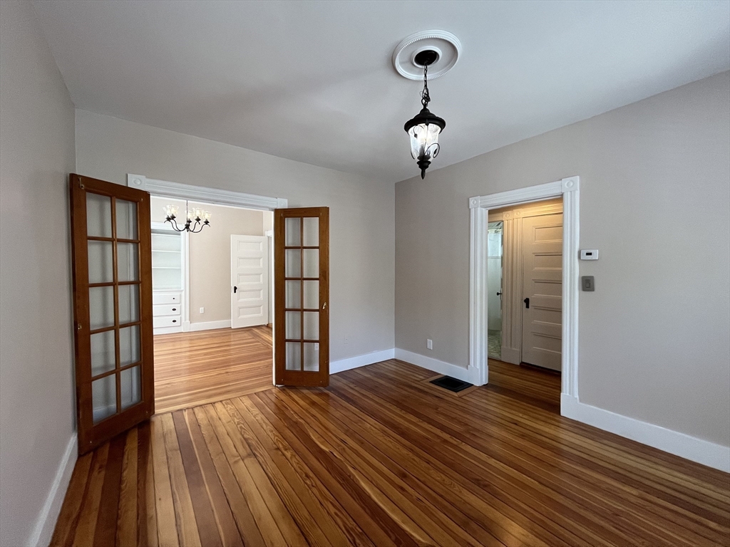 1 bed, 1 bath apartment for rent at 12 Glendale Ave Unit 1, Teele Square — photo 13 of 18
