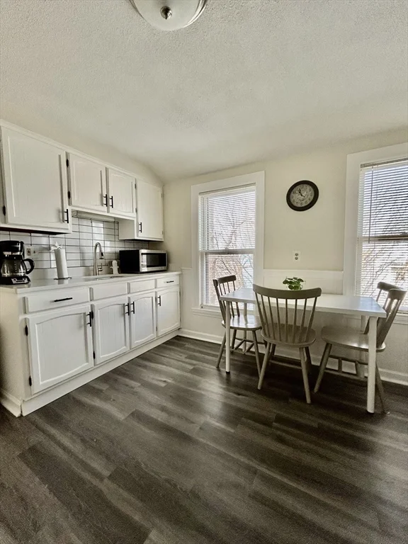 2 bed, 1 bath apartment for rent at 12 Grandview Unit 3, Roslindale