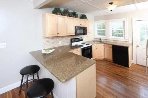 2 bed, 1 bath apartment for rent at 12 Green St, North Carver — photo 6 of 15