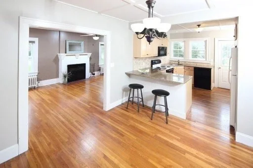 2 bed, 1 bath apartment for rent at 12 Green St, North Carver — photo 5 of 15