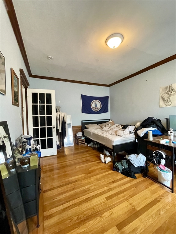 4 bed, 1 bath apartment for rent at 12 Greenway Ct Unit 6, Coolidge Corner — photo 3 of 10