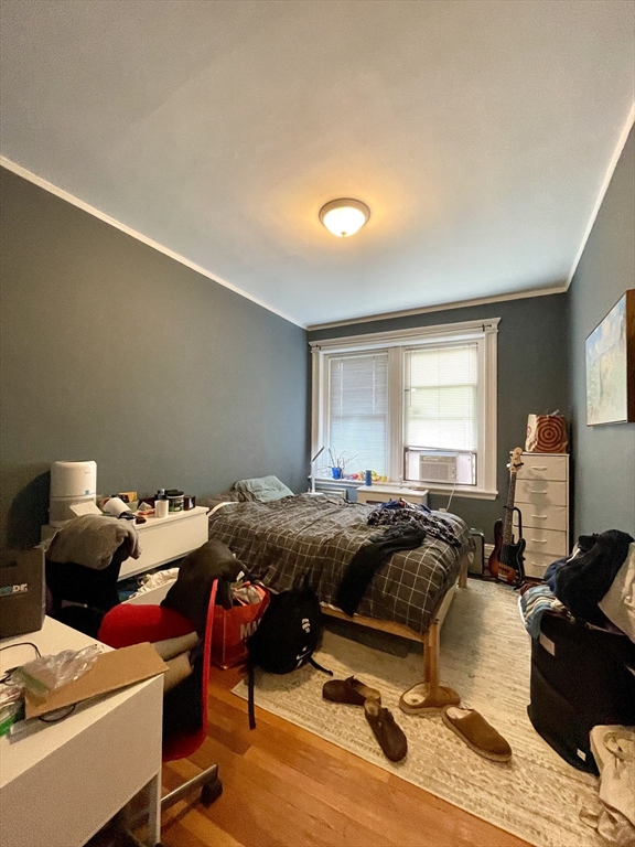4 bed, 1 bath apartment for rent at 12 Greenway Ct Unit 6, Coolidge Corner — photo 8 of 10