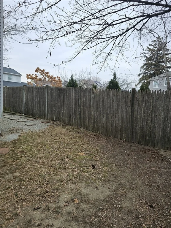 3 bed, 2 bath apartment for rent at 12 Hall St Unit 12, Quincy — photo 35 of 37
