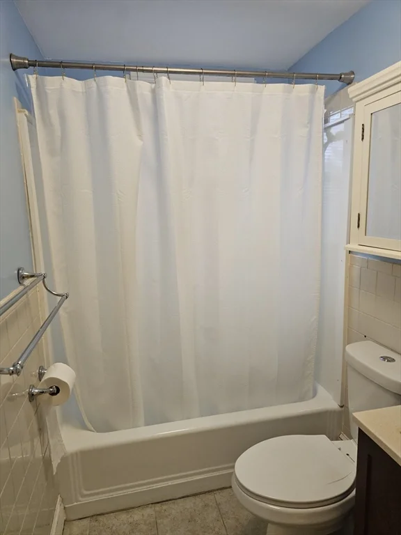 3 bed, 2 bath apartment for rent at 12 Hall St Unit 12, Quincy — photo 14 of 37