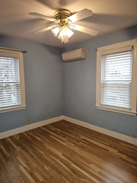 3 bed, 2 bath apartment for rent at 12 Hall St Unit 12, Quincy — photo 23 of 37