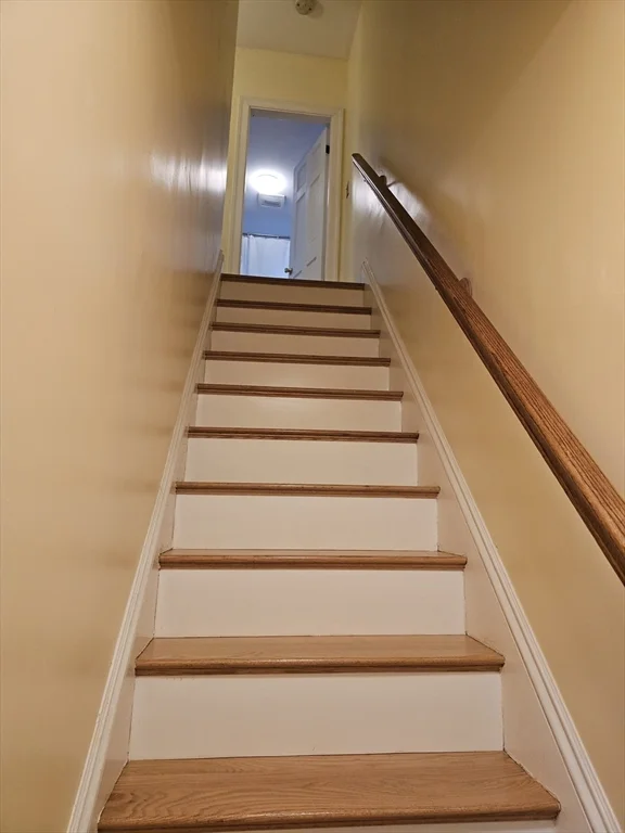 3 bed, 2 bath apartment for rent at 12 Hall St Unit 12, Quincy — photo 10 of 37