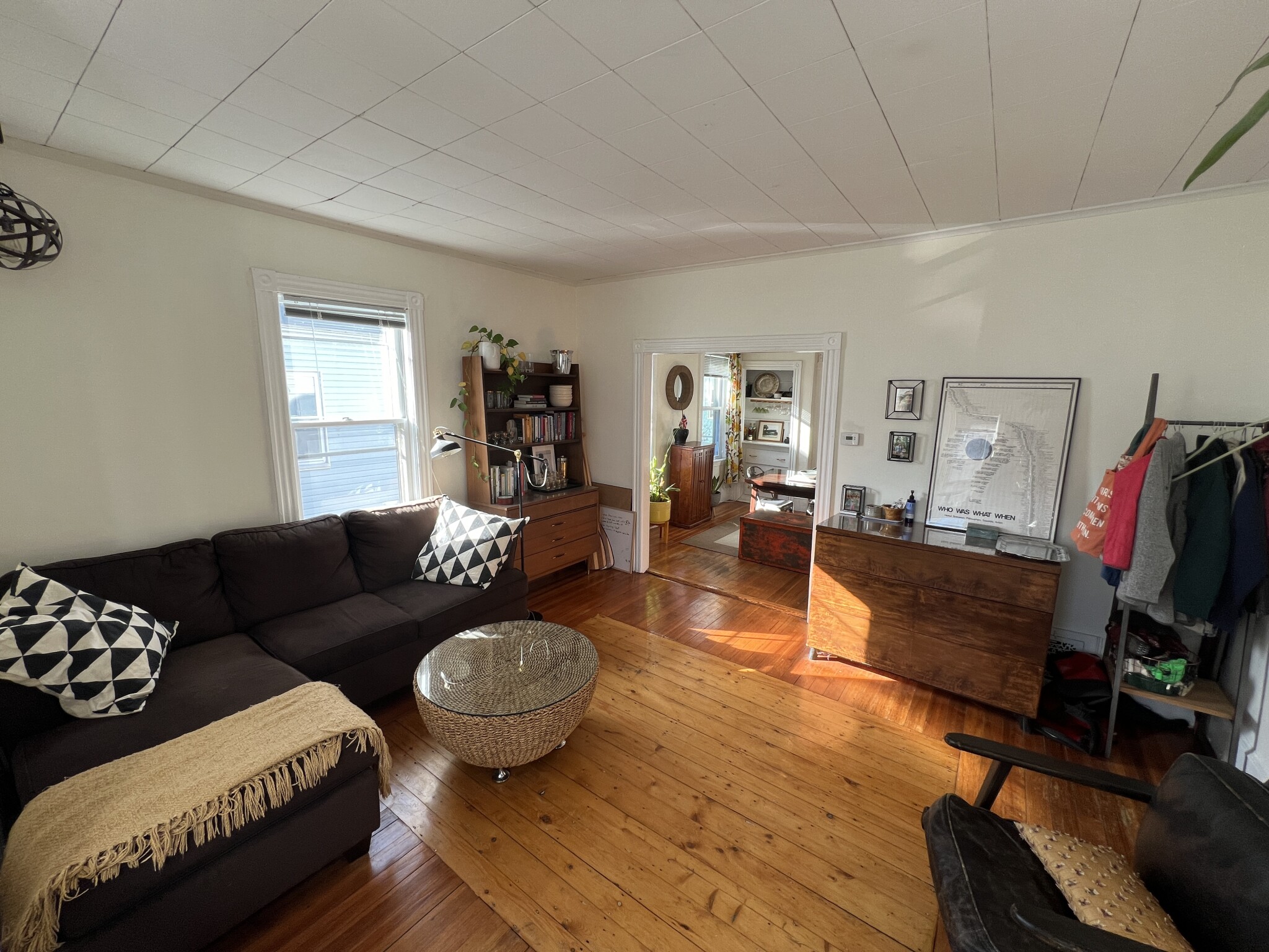 2 bed, 1 bath apartment for rent at 12 Hancock St Unit 2, Beacon Hill