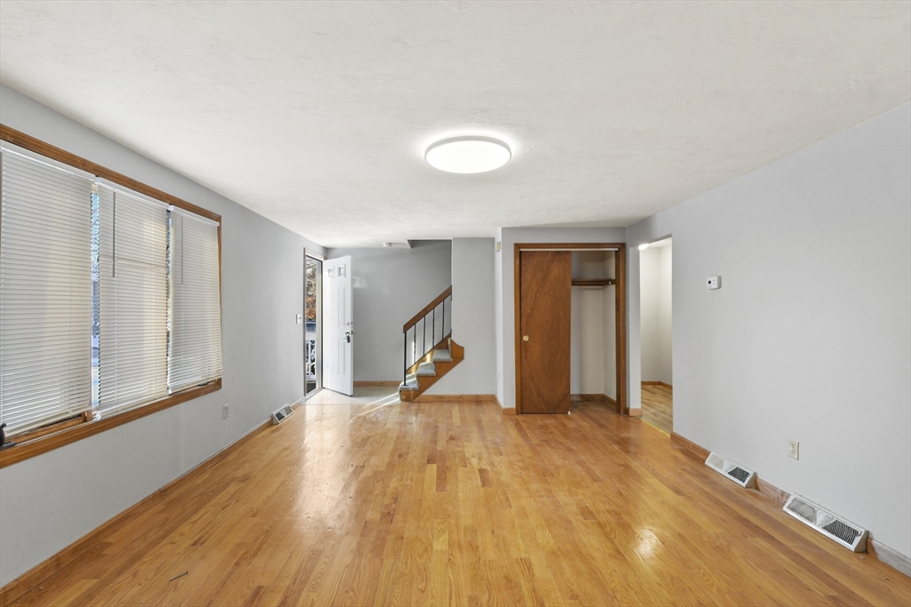 3 bed, 2 bath apartment for rent at 12 Harriet Dr Unit 12, Bridgewater — photo 12 of 39