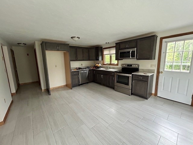 3 bed, 2 bath apartment for rent at 12 Harriet Dr Unit 12, Bridgewater — photo 6 of 39
