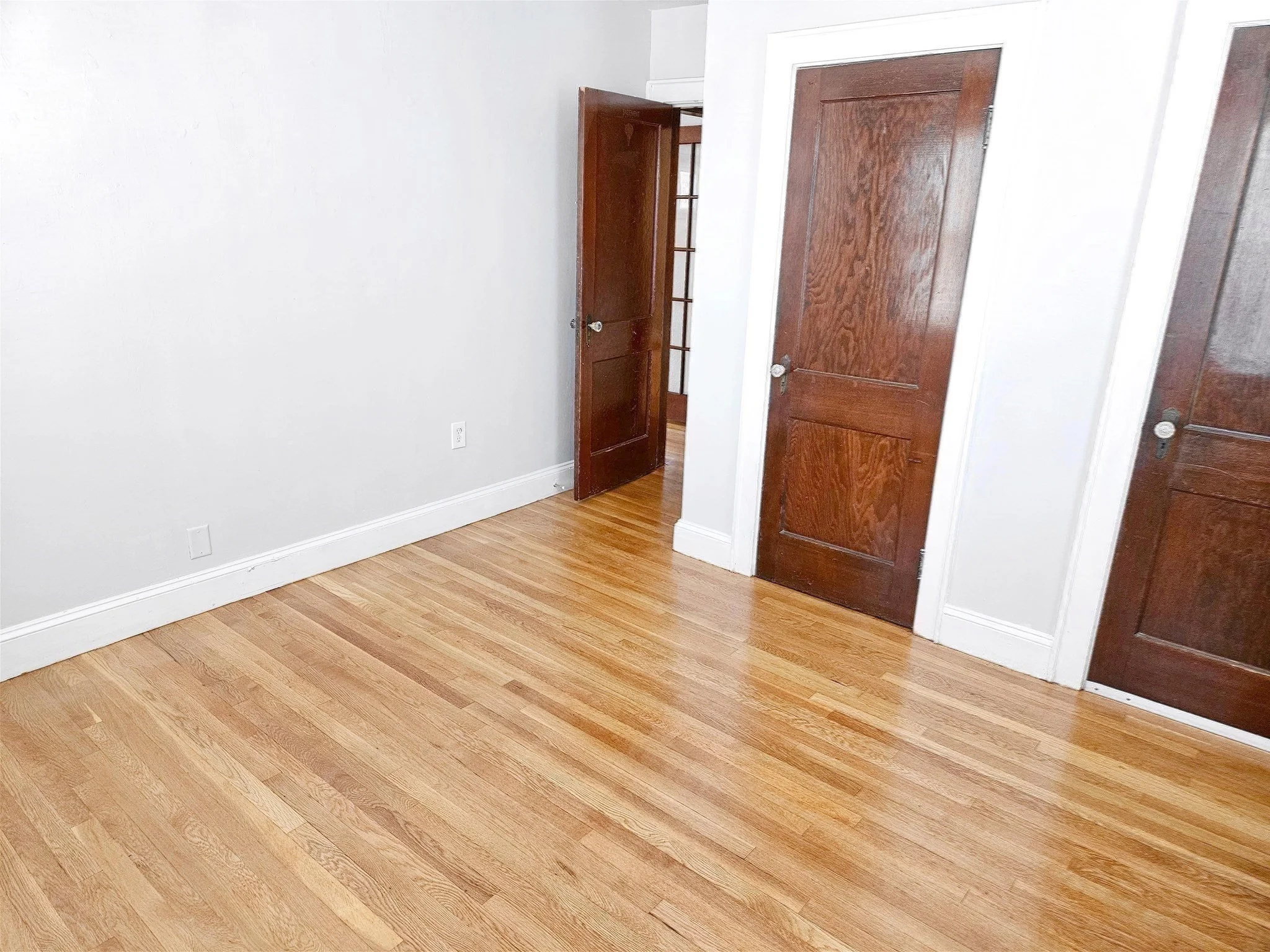 3 bed, 1 bath apartment for rent at 12 Hatherly Rd Unit 1, Brighton — photo 16 of 19