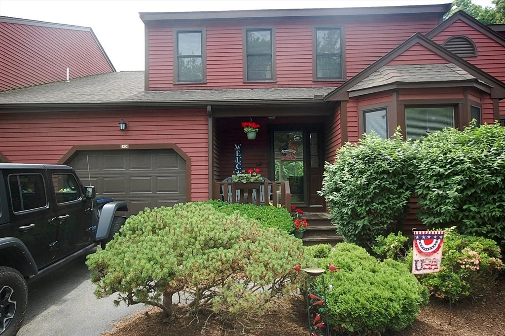 2 bed, 2 bath apartment for rent at 12 Hawthorne Vlg Unit C, Franklin