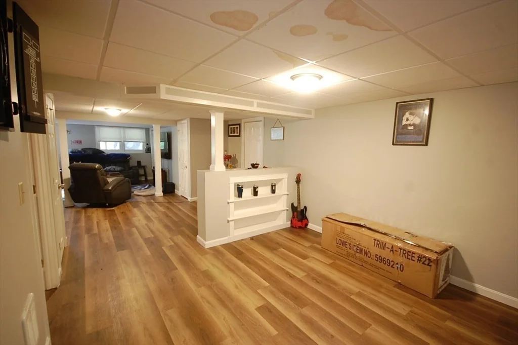 2 bed, 2 bath apartment for rent at 12 Hawthorne Vlg Unit C, Franklin — photo 12 of 18