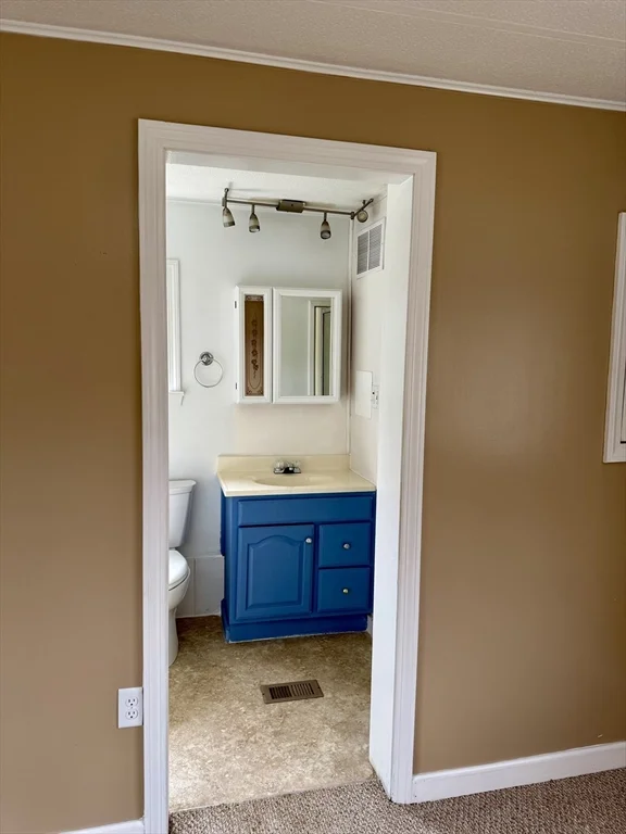 2 bed, 2 bath apartment for rent at 12 Hayes St Unit 12, Salisbury — photo 10 of 25