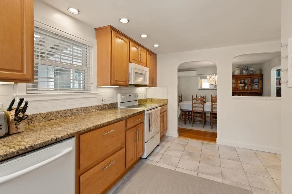 3 bed, 2 bath apartment for rent at 12 Headland Way, West Medford — photo 13 of 36