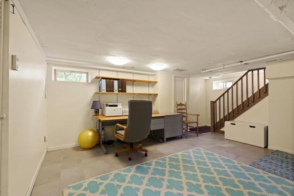 3 bed, 2 bath apartment for rent at 12 Headland Way, West Medford — photo 27 of 36