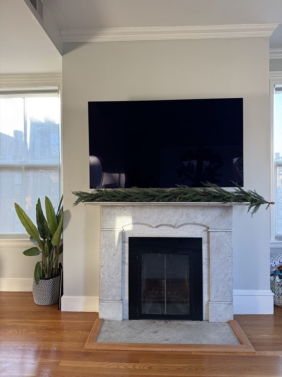 2 bed, 1.5 bath apartment for rent at 12 Hereford St Unit 4, Back Bay — photo 3 of 19