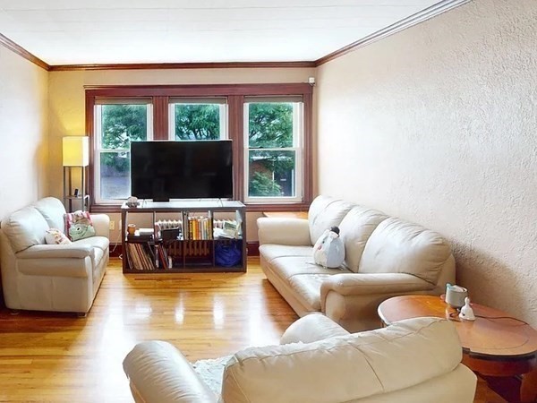 2 bed, 1 bath apartment for rent at 12 Homer St Unit 1, Watertown — photo 2 of 18