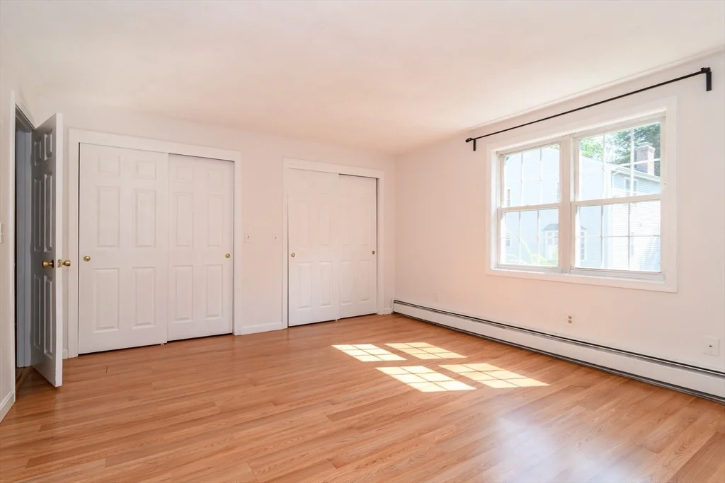 3 bed, 1 bath apartment for rent at 12 Homeward Ln Unit 12, Natick — photo 10 of 19