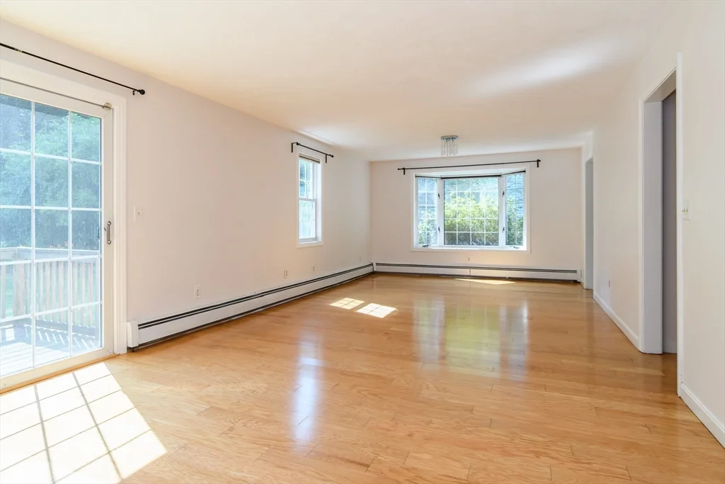 3 bed, 1 bath apartment for rent at 12 Homeward Ln Unit 12, Natick — photo 7 of 19