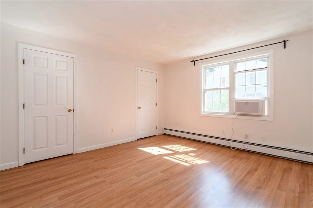 3 bed, 1 bath apartment for rent at 12 Homeward Ln Unit 12, Natick — photo 13 of 19