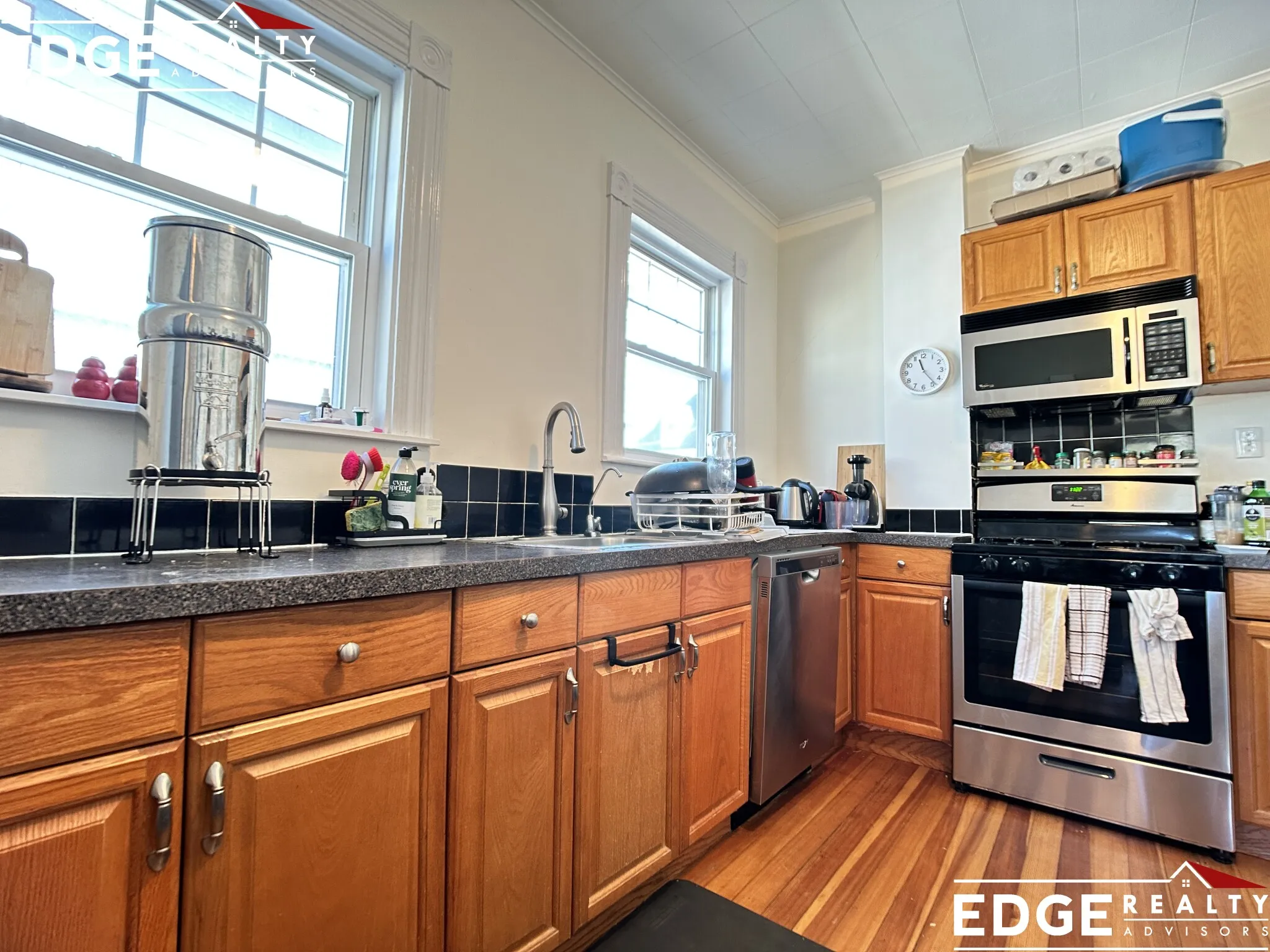 5 bed, 2.5 bath apartment for rent at 12 Hopedale St Unit 1, Allston — photo 1 of 18