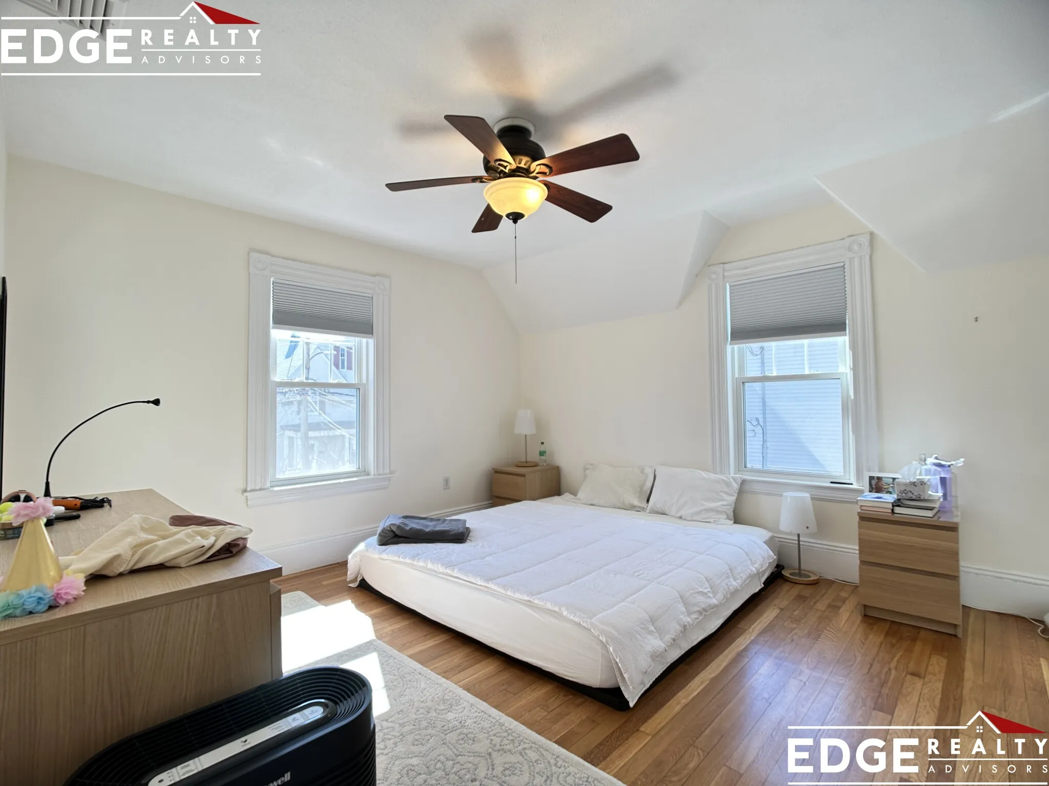 5 bed, 2.5 bath apartment for rent at 12 Hopedale St Unit 1, Allston — photo 8 of 18