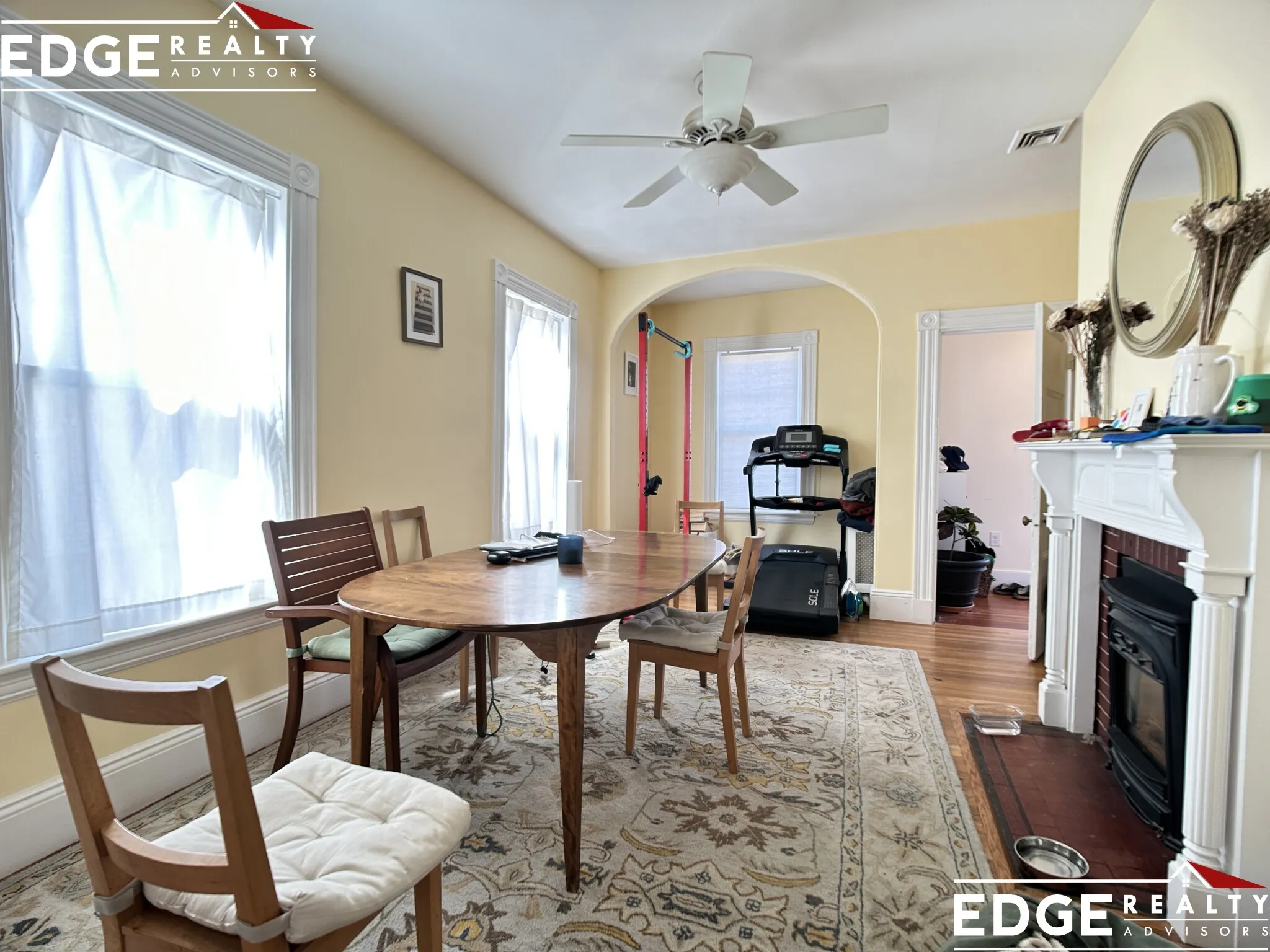 5 bed, 2.5 bath apartment for rent at 12 Hopedale St Unit 1, Allston — photo 6 of 18