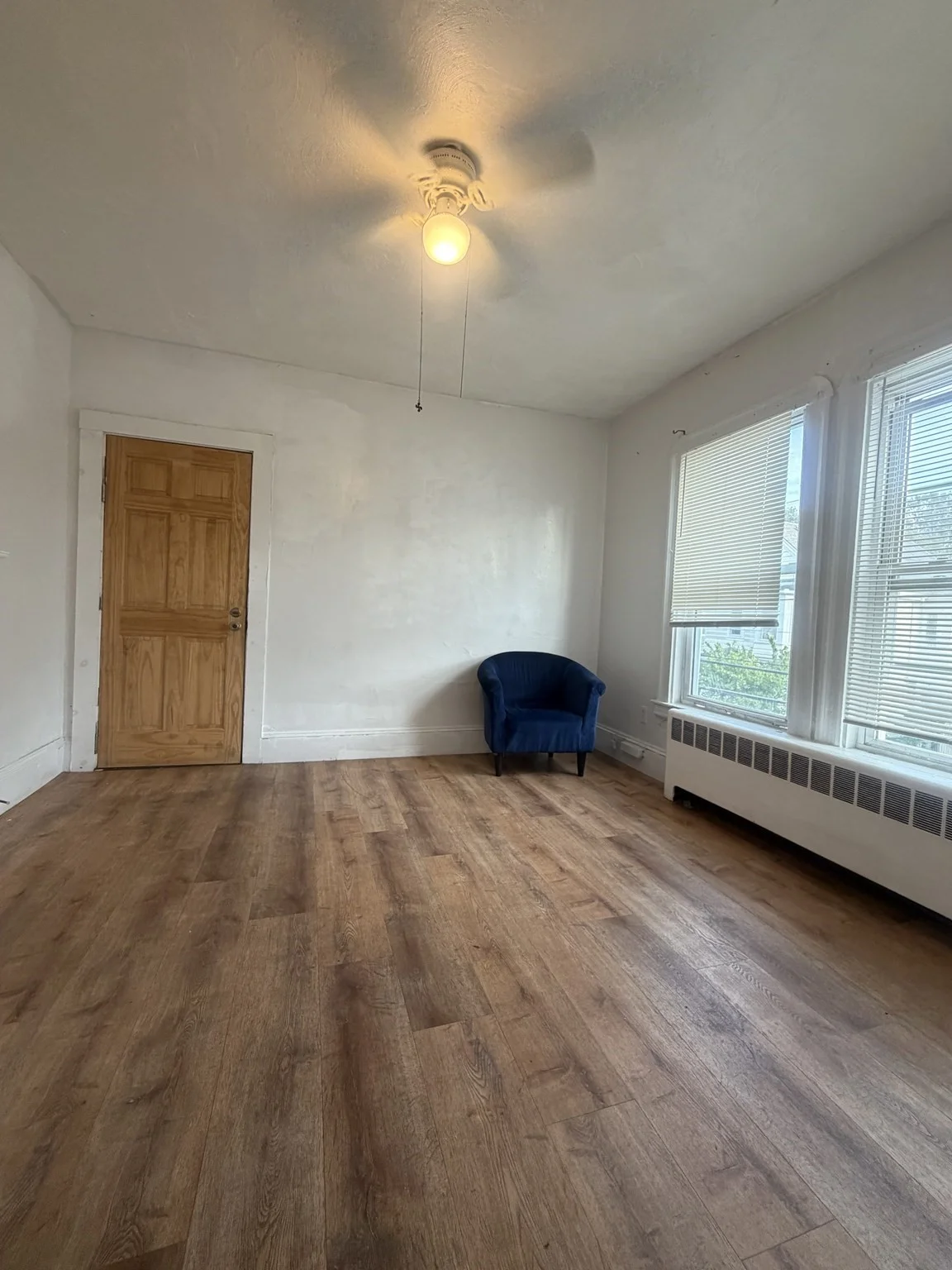 2 bed, 1 bath apartment for rent at 12 Houghton St Unit 2, Lynn — photo 2 of 8
