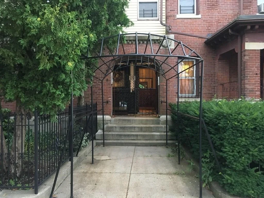 3 bed, 1 bath apartment for rent at 12 Humboldt Ave Unit 1, Boston — photo 15 of 15