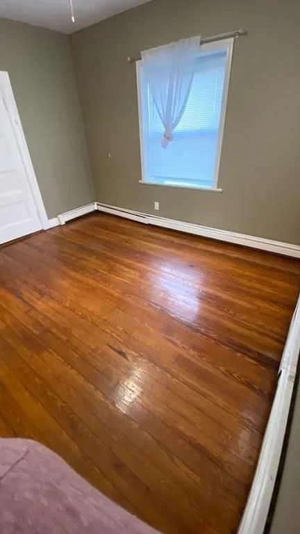 3 bed, 1 bath apartment for rent at 12 Humboldt Ave Unit 2, Roxbury — photo 5 of 15