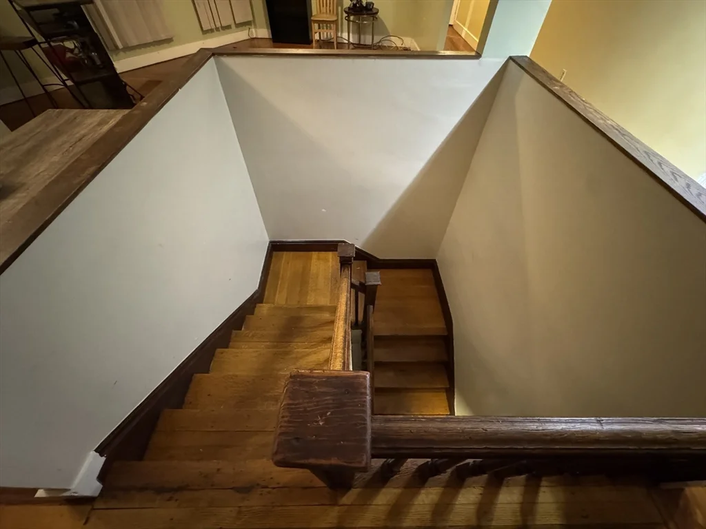 3 bed, 1 bath apartment for rent at 12 Humboldt Ave Unit 3, Roxbury — photo 7 of 27
