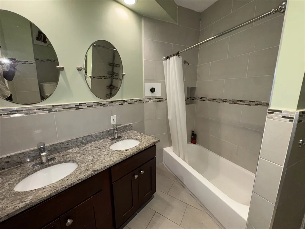 3 bed, 1 bath apartment for rent at 12 Humboldt Ave Unit 3, Roxbury — photo 21 of 27