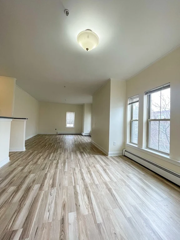 3 bed, 1 bath apartment for rent at 12 Humphreys Unit 8, Dorchester — photo 4 of 7
