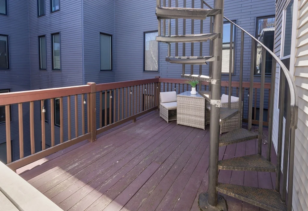 3 bed, 1 bath apartment for rent at 12 I St Unit 3, South Boston — photo 14 of 22