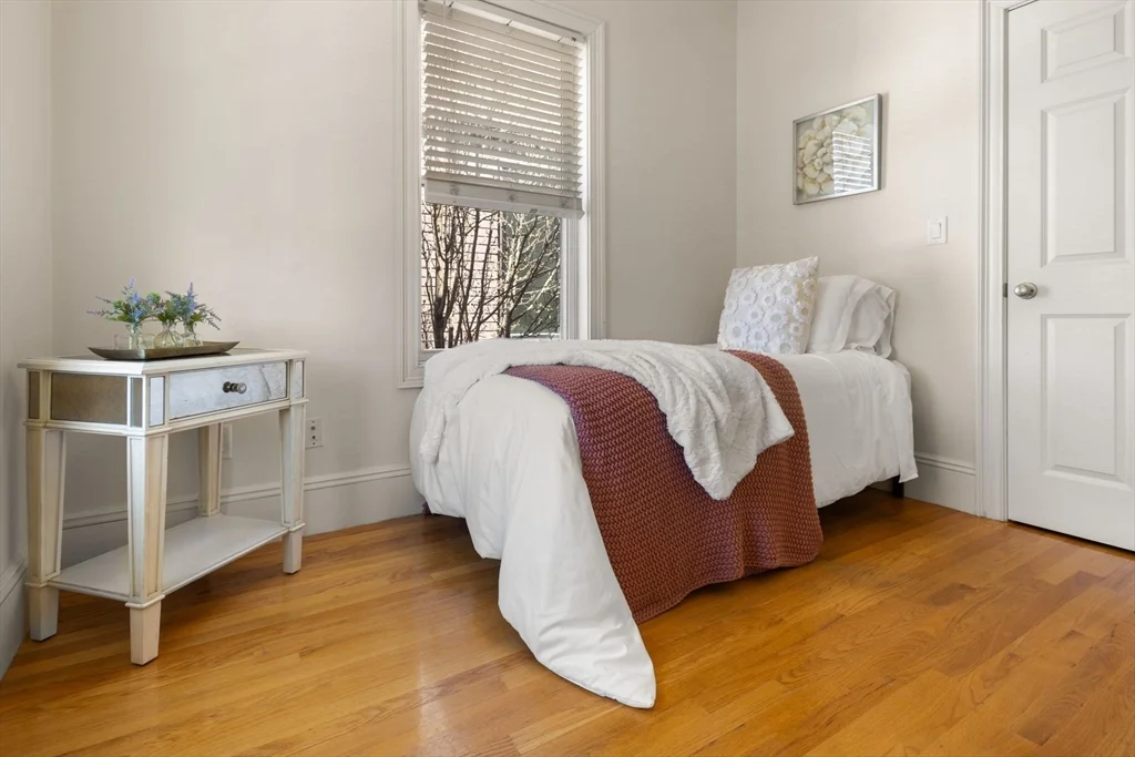 3 bed, 1 bath apartment for rent at 12 I St Unit 3, South Boston — photo 12 of 22