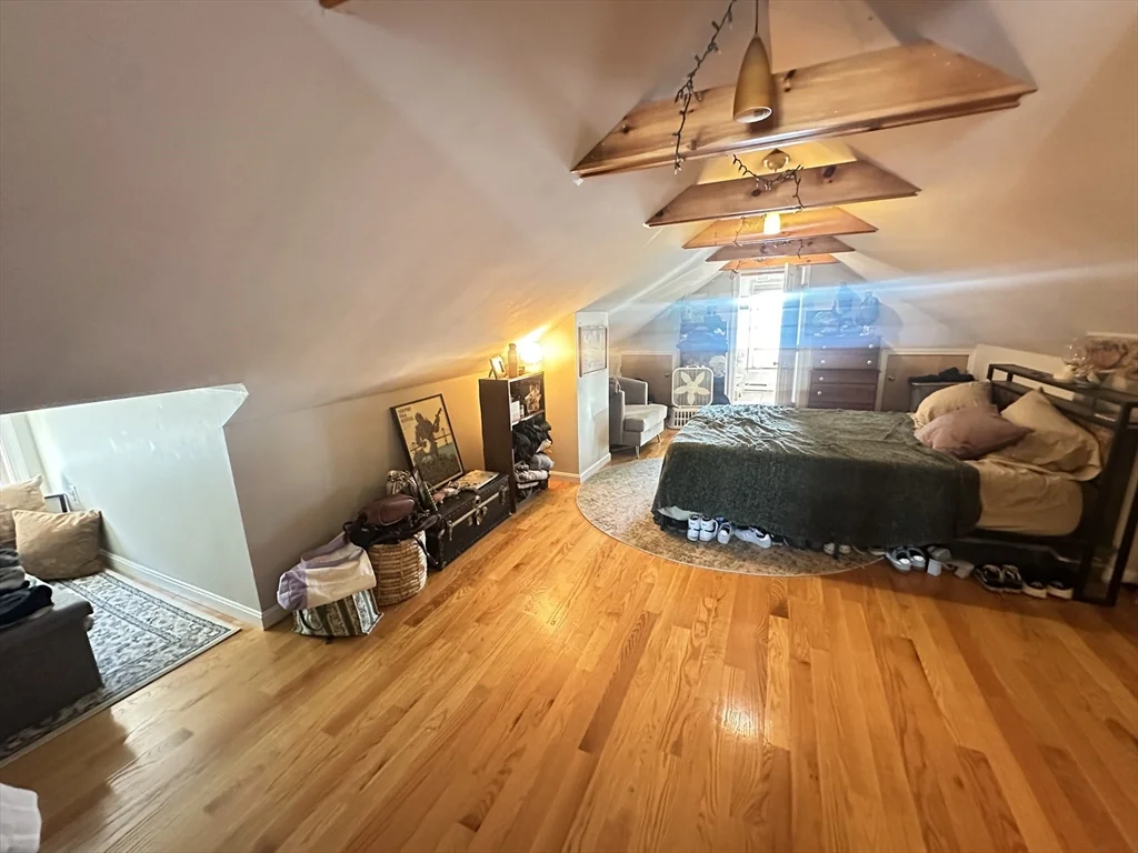 4 bed, 2 bath apartment for rent at 12 Indiana Ave Unit 2, East Somerville — photo 16 of 30