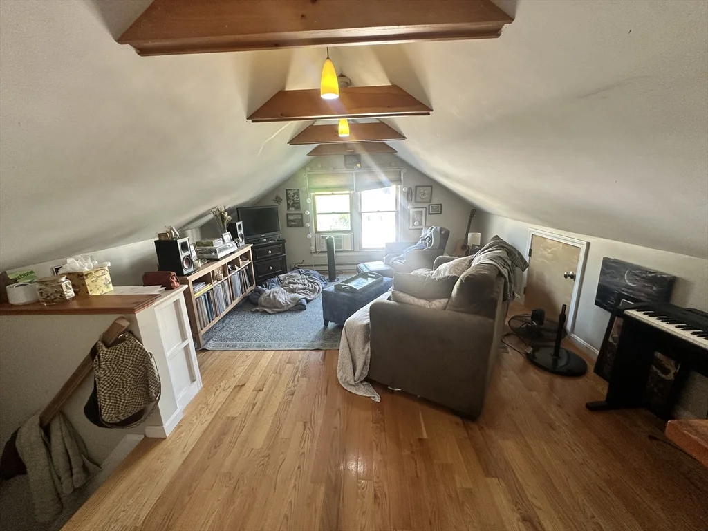 4 bed, 2 bath apartment for rent at 12 Indiana Ave Unit 2, East Somerville — photo 15 of 30