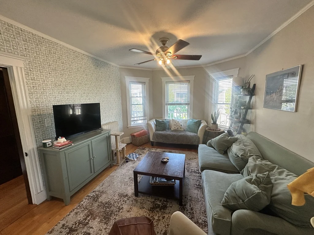 4 bed, 2 bath apartment for rent at 12 Indiana Ave Unit 2, East Somerville — photo 12 of 30