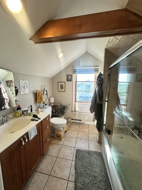 4 bed, 2 bath apartment for rent at 12 Indiana Ave Unit 2, East Somerville — photo 17 of 30