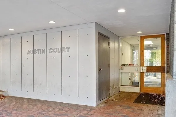 2 bed, 1 bath apartment for rent at 12 Inman St Unit 61, Central Square — photo 4 of 27