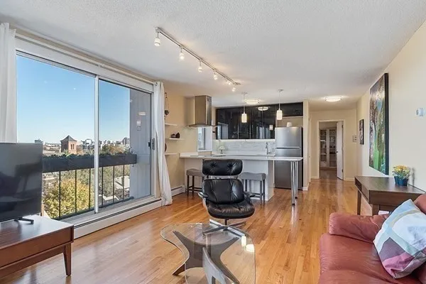 2 bed, 1 bath apartment for rent at 12 Inman St Unit 61, Central Square — photo 2 of 27