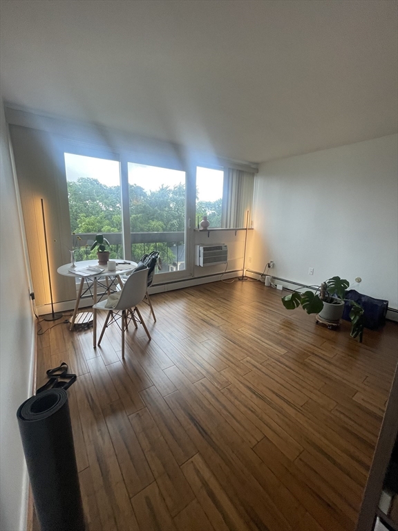 1 bed, 1 bath apartment for rent at 12 Inman St Unit 62, Central Square — photo 2 of 9