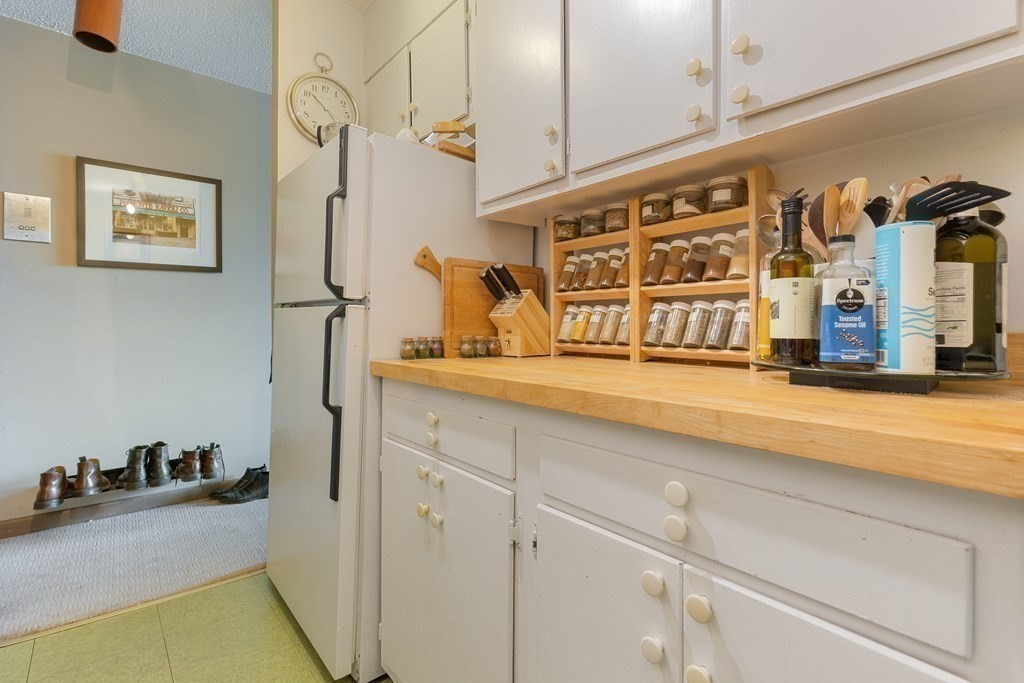 1 bed, 1 bath apartment for rent at 12 Inman St Unit 62, Central Square — photo 5 of 9