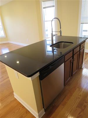 3 bed, 2 bath apartment for rent at 12 Jay St Unit 2, Davis Square — photo 3 of 14