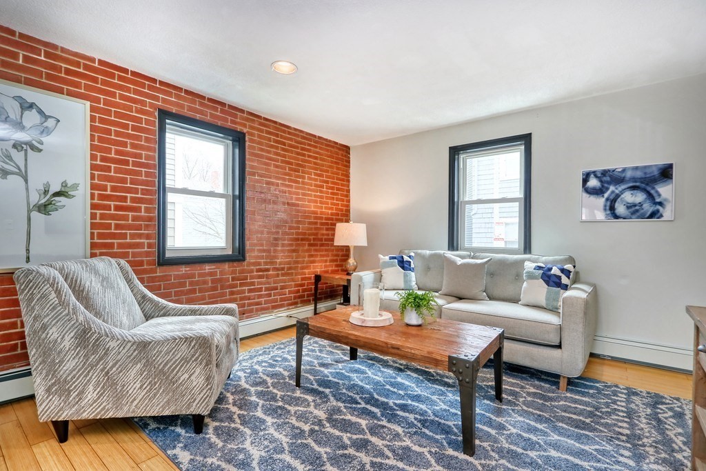 4 bed, 1.5 bath apartment for rent at 12 Jenkins St Unit 1, South Boston — photo 5 of 18
