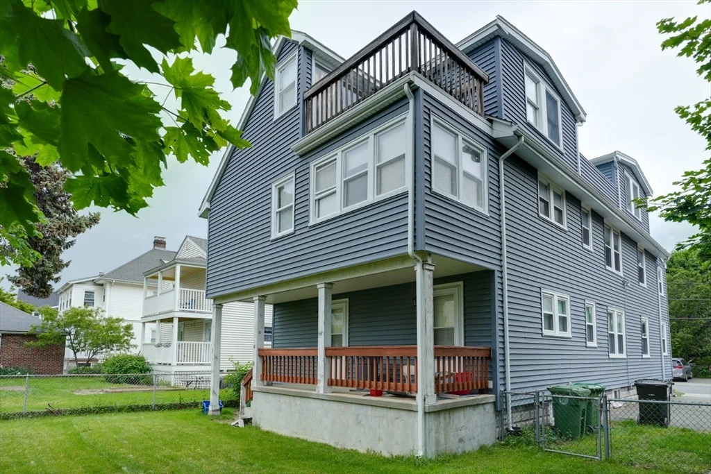 2 bed, 1 bath apartment for rent at 12 Keenan St Unit 2, Watertown — photo 3 of 20