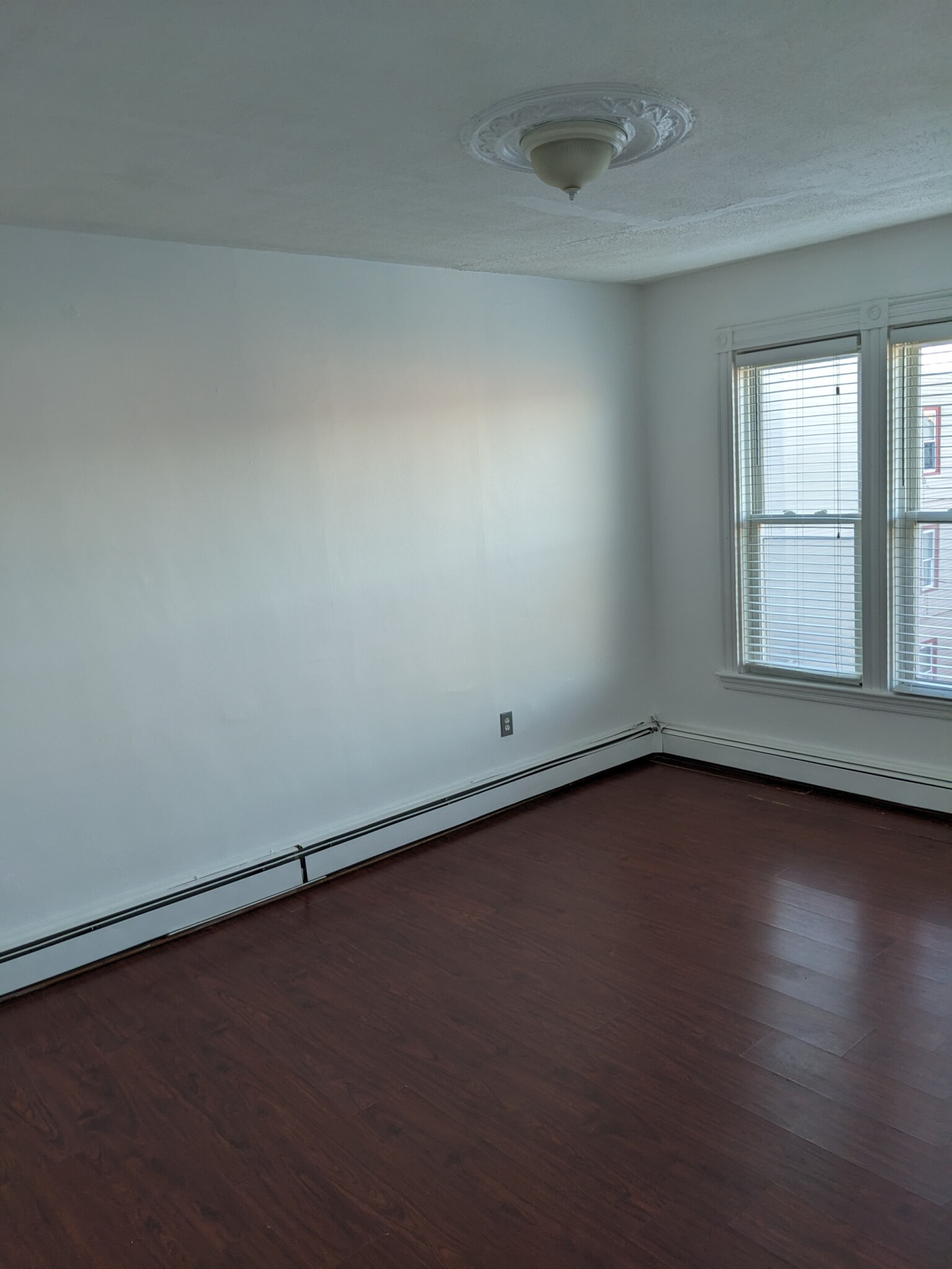 3 bed, 1.5 bath apartment for rent at 12 Kensington St Unit 3, Roxbury — photo 8 of 9