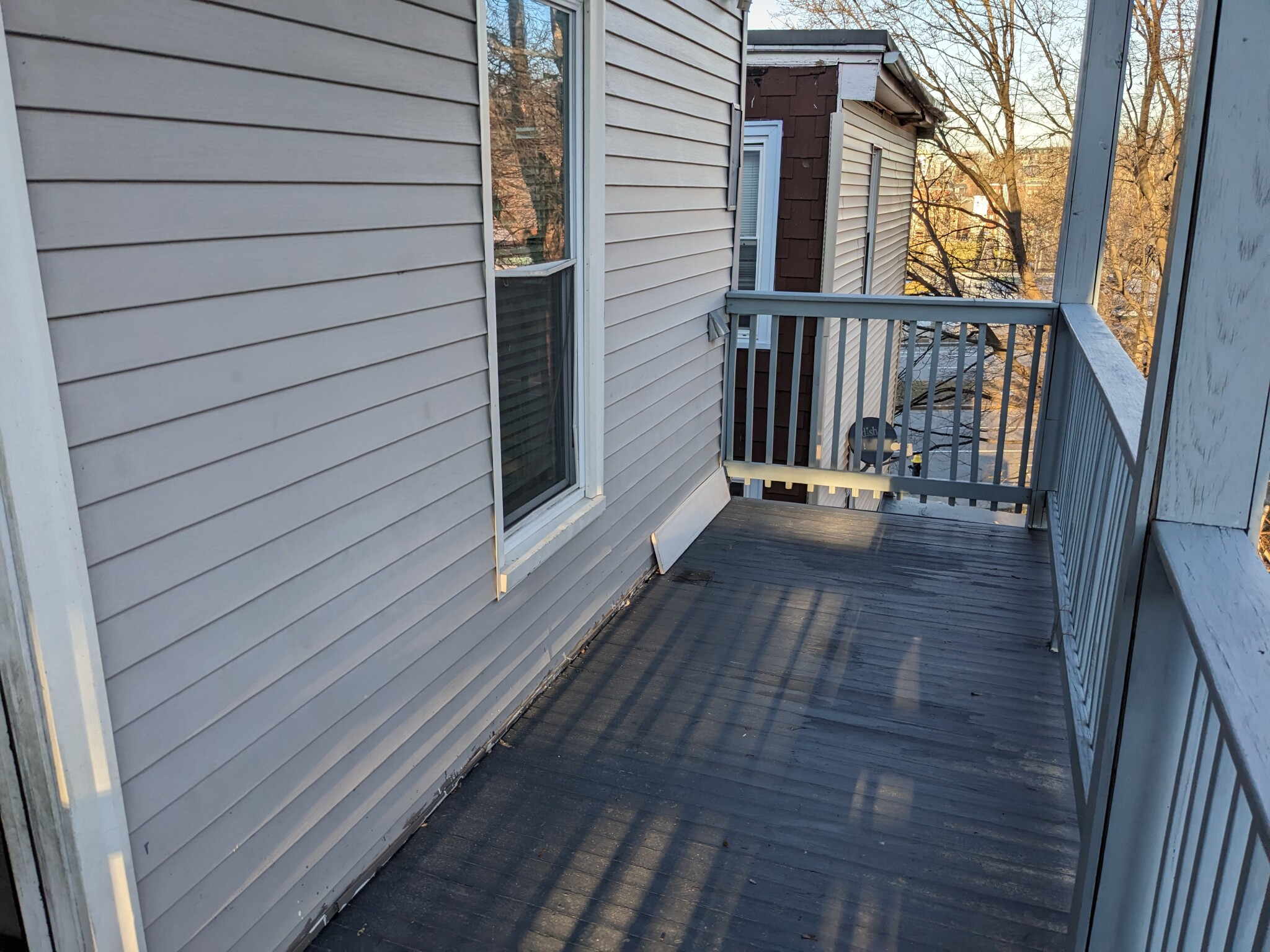 3 bed, 1.5 bath apartment for rent at 12 Kensington St Unit 3, Roxbury — photo 4 of 9