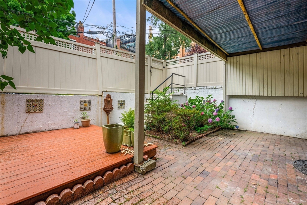 3 bed, 1 bath apartment for rent at 12 Keswick St Unit 1, Fenway — photo 16 of 23