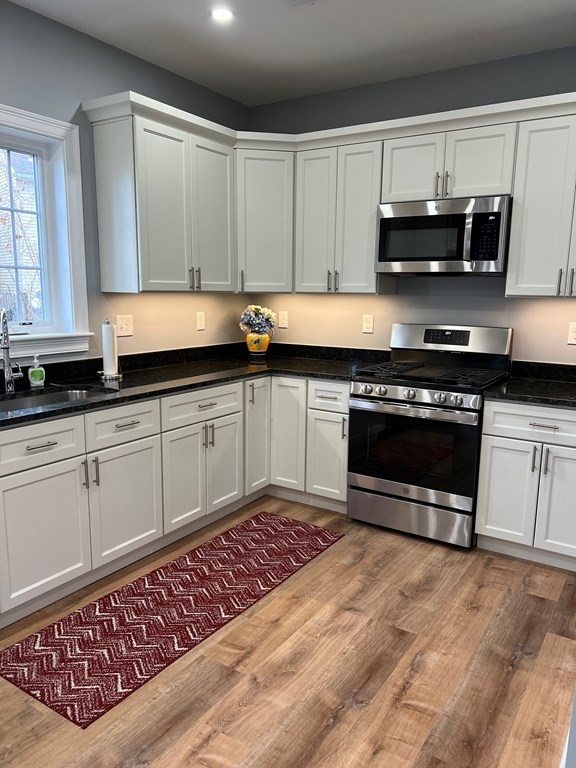 4 bed, 3 bath apartment for rent at 12 Kiara Dr Unit 12, Worcester — photo 2 of 33